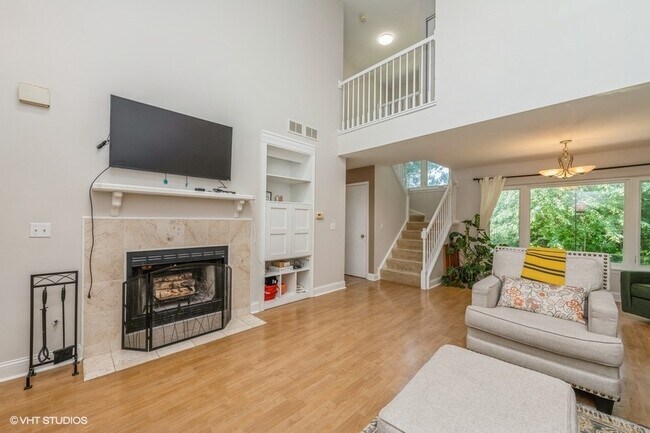 Foto del edificio - 9 Larkspur Ct