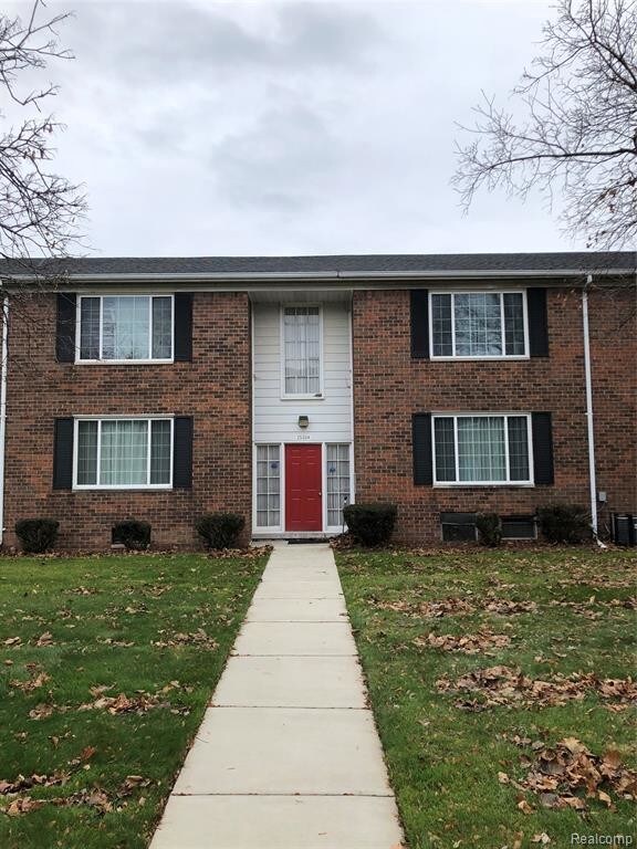 Foto principal - 25324 Shiawassee Cir