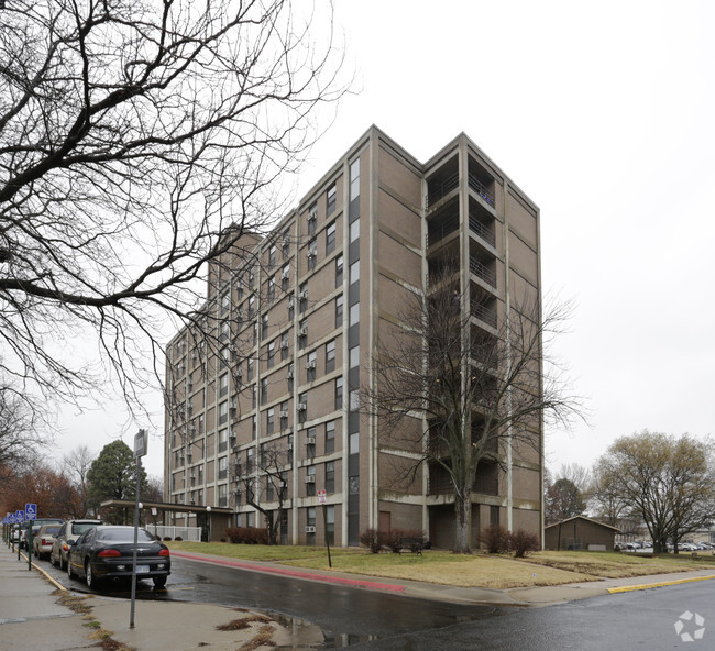 Building Photo - Polk Plaza