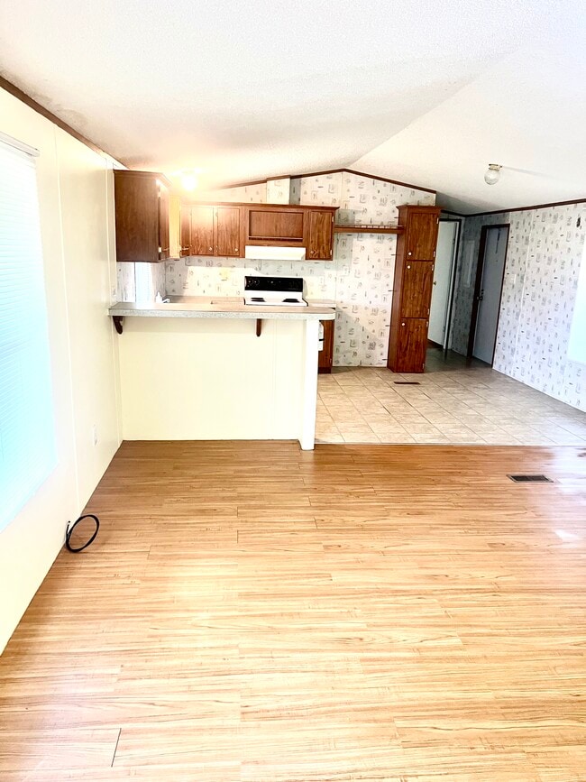 Building Photo - 200 Murls Lake Rd