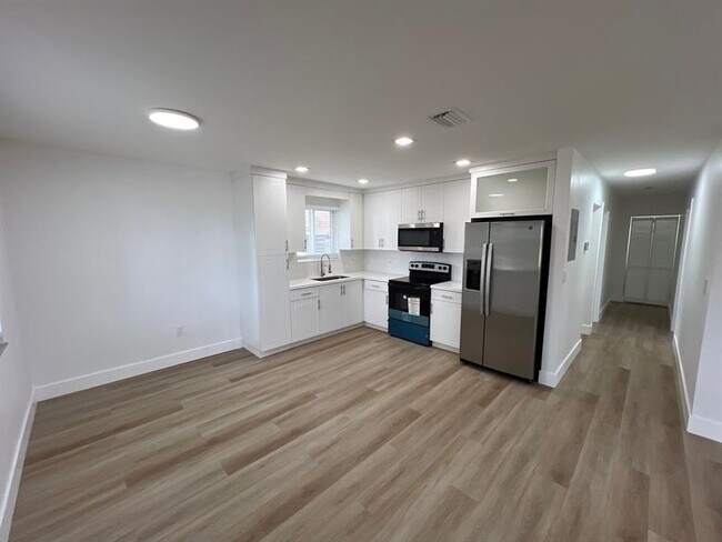 Foto del edificio - 2820 NW 95th St