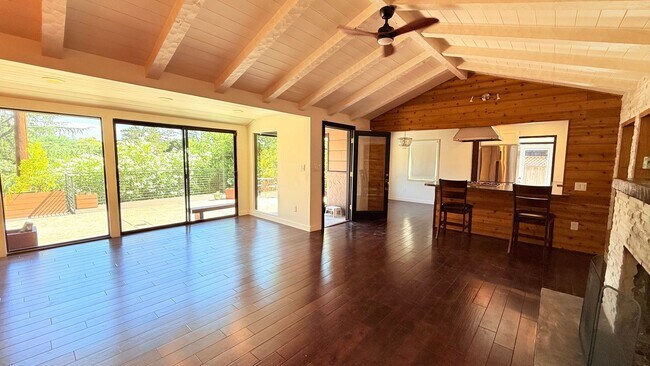 Photo - 18 S Trail House