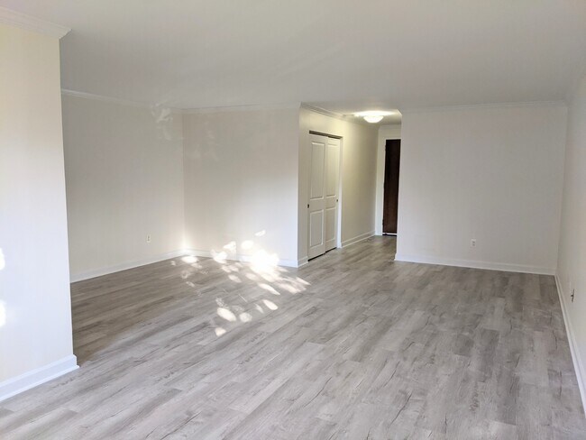Foto del edificio - 2725 39th St NW