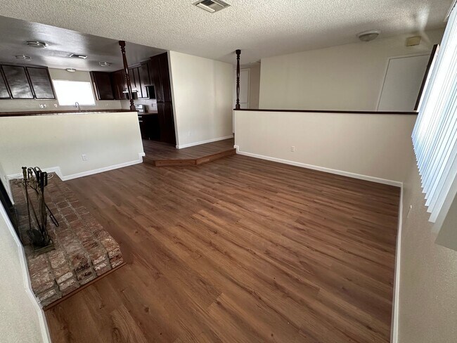Foto del edificio - Remodeled/$500 move in special/3 bedroom HOME