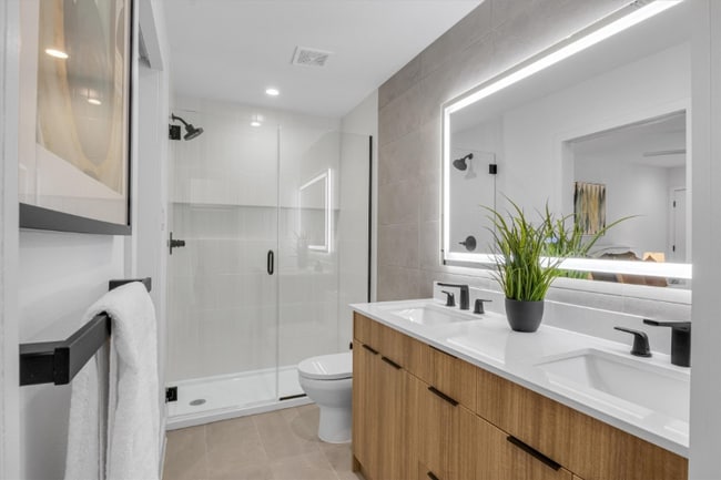 Foto del edificio - 1904 Albury Cove