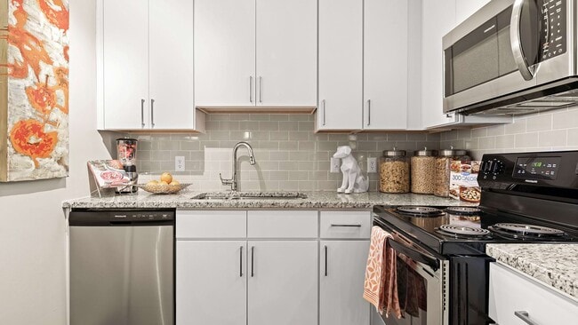 Building Photo - z-121625-Cortland Uptown Buckhead