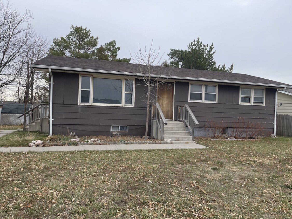 Primary Photo - 510 5th St