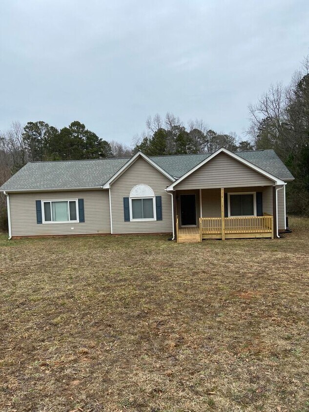Primary Photo - AVAILABLE NOW! - 3195 Reservation Rd, Rock...