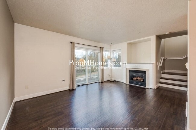 Building Photo - John's Landing Two Bedroom Condo w/ Views!