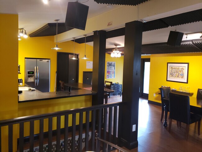 Foto del edificio - 7931 N Thames Dr