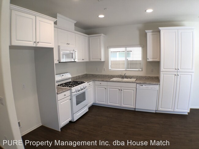 Foto del edificio - 3 br, 2.5 bath House - 243 Dun Blazer Way