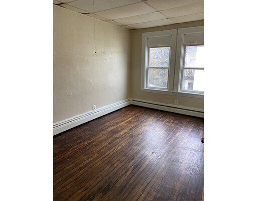 Building Photo - 22 Taber Ave