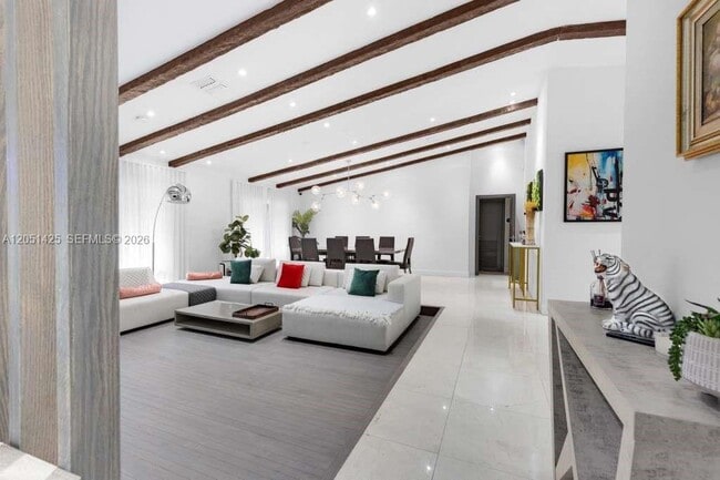 Foto del edificio - 3520 N 32nd Terrace