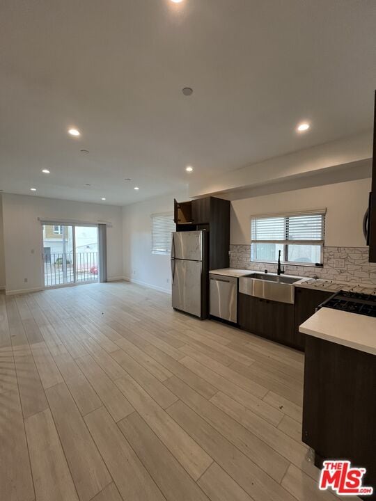 Foto del edificio - 246 N Dillon St