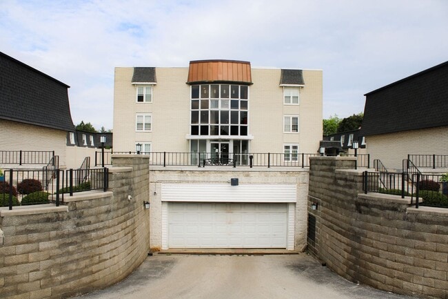 Foto del edificio - Updated 1 Bedroom Condo in Brown Deer