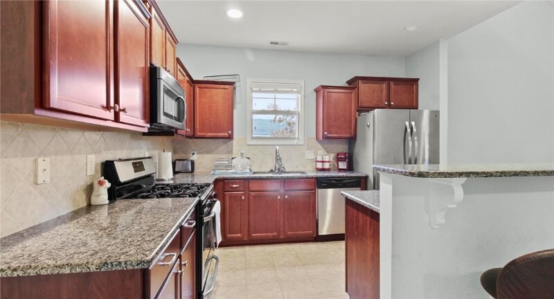 Primary Photo - 2705 Altgero Ave
