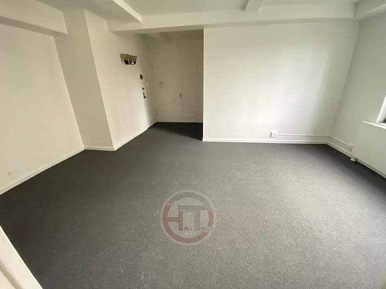 Foto principal - 1590 Unionport Rd