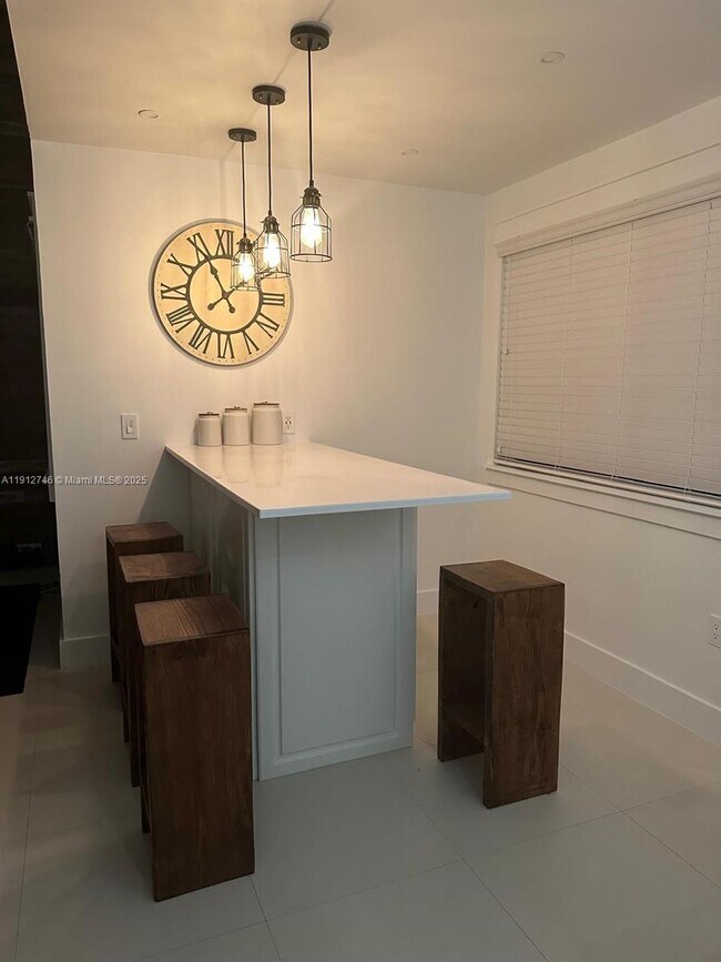 Foto del edificio - 10040 NW 9th St Cir