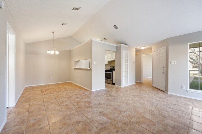 Building Photo - 605/607 Greenlawn BLVD