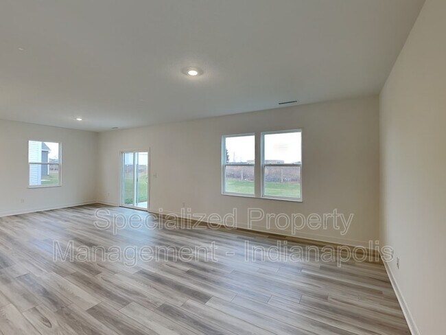 Foto del edificio - 1039 Holmdale Dr