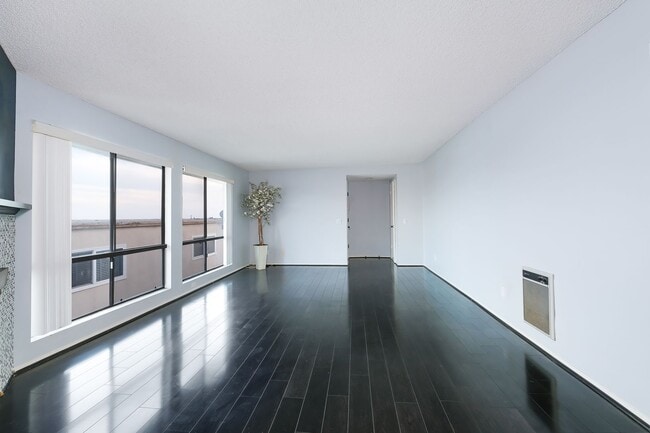 Photo - Charming 2 Bedroom | 2 Bath Townhome