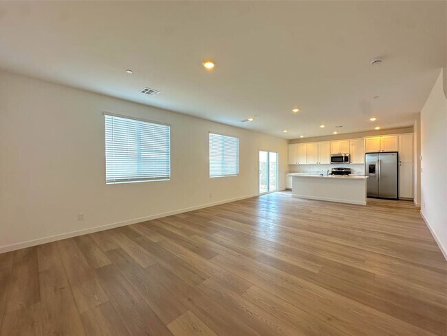 Foto del edificio - 521 Daphne Terrace St