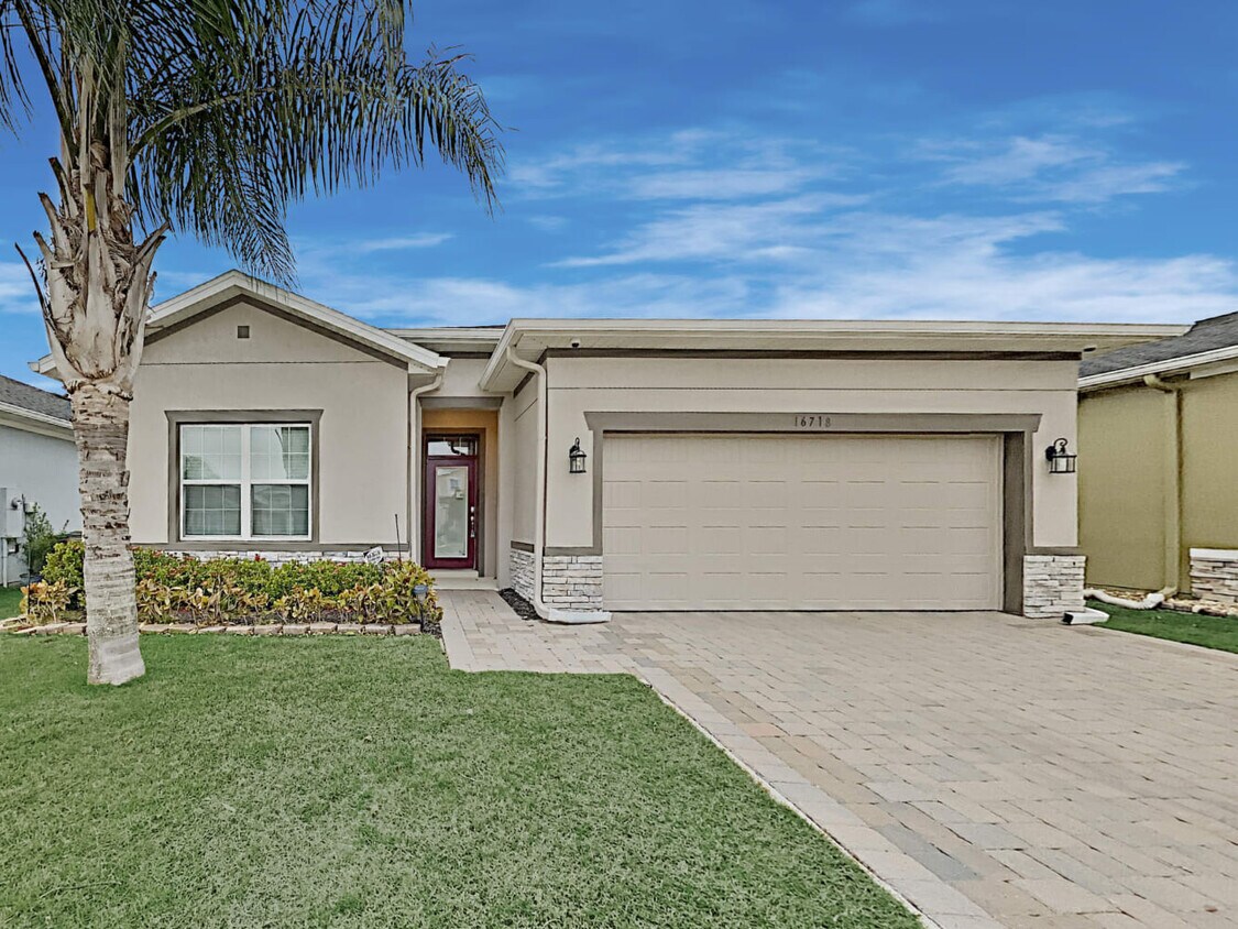 Primary Photo - 16718 Abbey Hill Ct