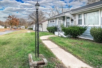 Building Photo - 7114 Curtis Ave