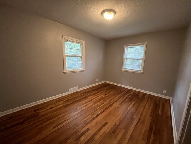 Foto del edificio - 6531 N 34th St