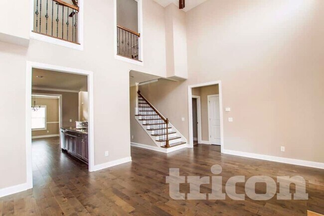 Building Photo - 1509 Burrows Ave