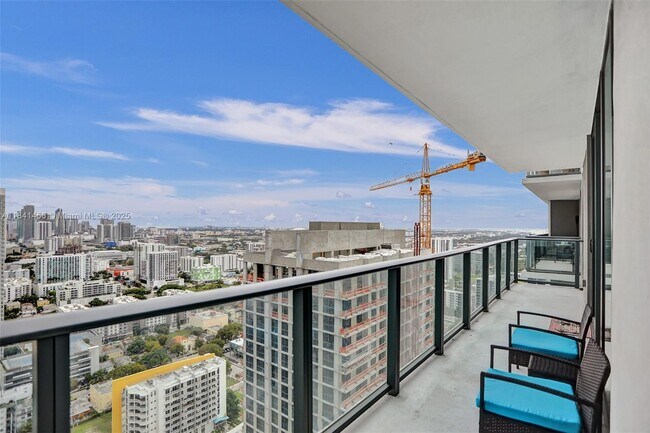 Foto del edificio - 501 NE 31st St
