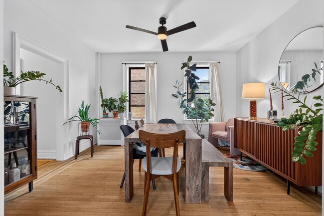 Foto del edificio - 275 Harrison Ave