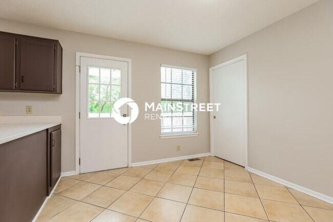 Foto del edificio - 4 Bedroom Pet-Friendly Home in GOODLETTSVILLE, TN with Main Street Renewal