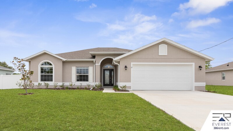 Foto principal - 12 Lysander Ln