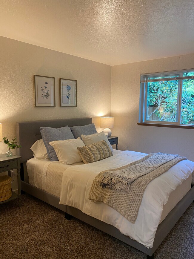 Briarview Apartments Apartments in University Place, WA