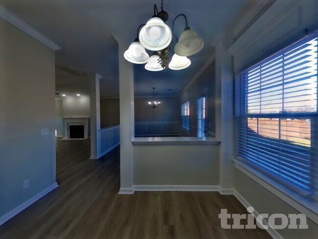 Foto del edificio - 3130 Friar's Bridge Pass