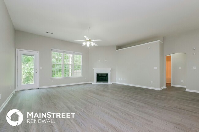 Foto del edificio - 10238 Deep Creek Pl