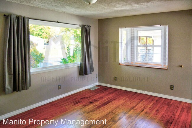 Building Photo - 3 br, 1 bath House - 706 E Rowan Avenue