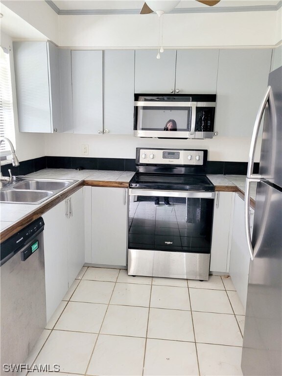 Building Photo - 130 Cape Coral Pkwy W