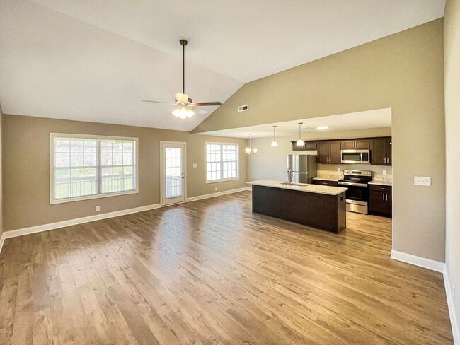 Building Photo - 137 Ardell Dr