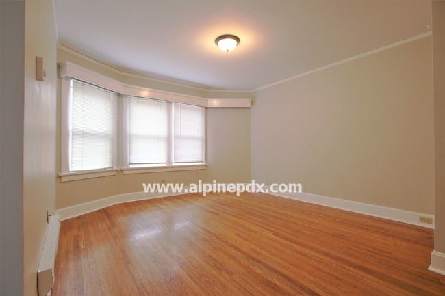 Foto del edificio - 222 NW 20th Pl