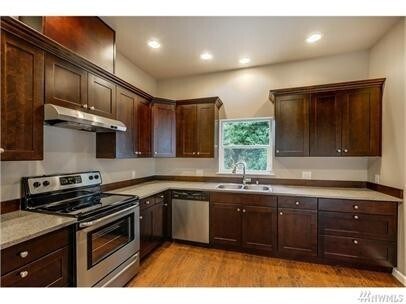 Foto del edificio - Click "request a tour" now!