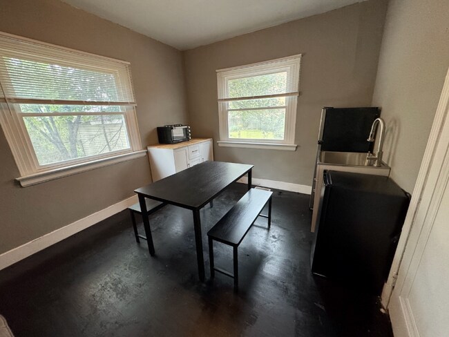 Building Photo - 17150 Santa Rosa Dr