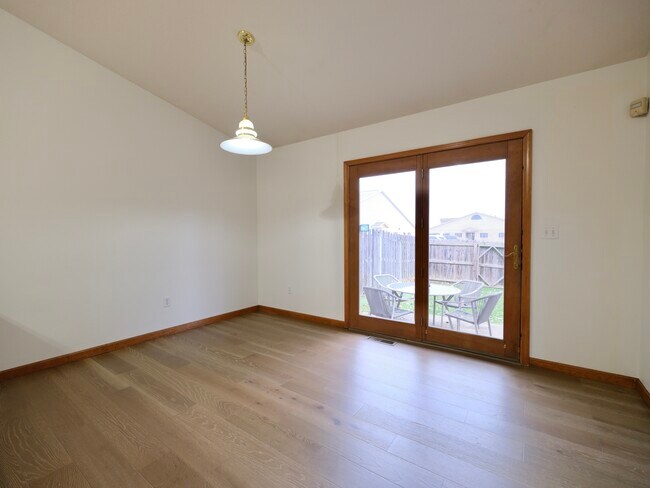 Foto del edificio - 2614 Findley Dr