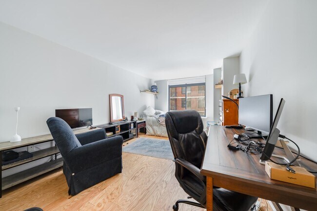 Foto del edificio - 759 2nd St