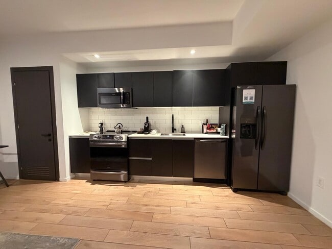 Foto del edificio - 398 NE 5th St