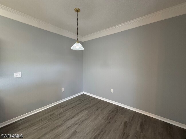Building Photo - 11520 Villa Grand