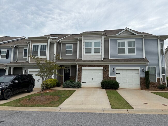 Building Photo - 309 Yellow Fox Rd