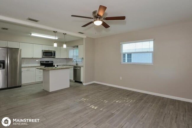 Building Photo - 1222 24TH AVE W, PALMETTO, FL 34221