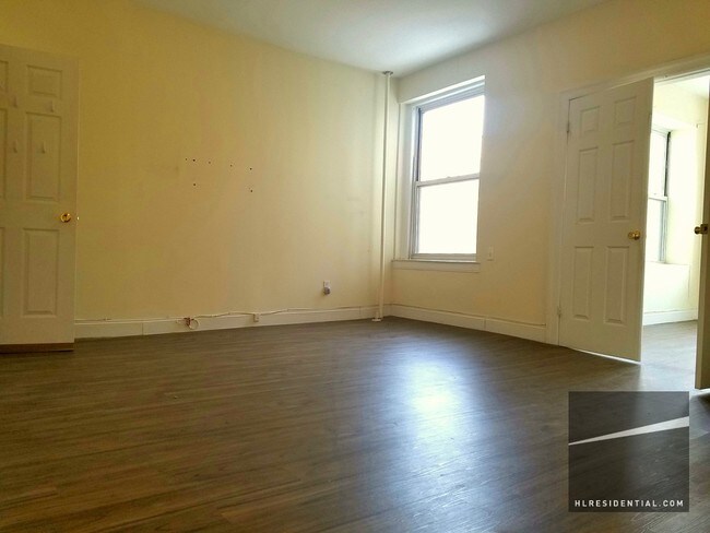 Building Photo - 2416 29th St